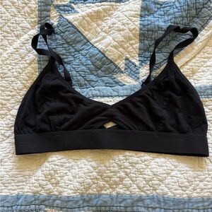 Richer Poorer Classic Black Bralette XL